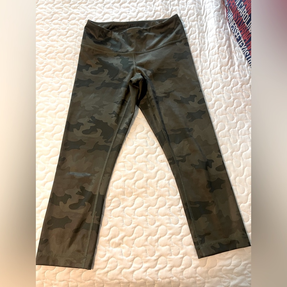 Lululemon Crop